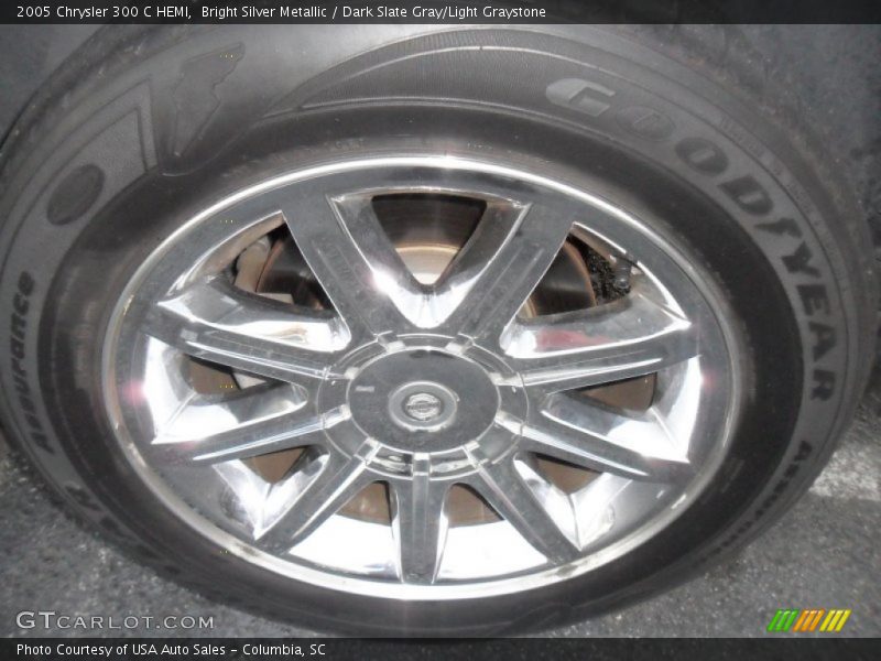 Bright Silver Metallic / Dark Slate Gray/Light Graystone 2005 Chrysler 300 C HEMI