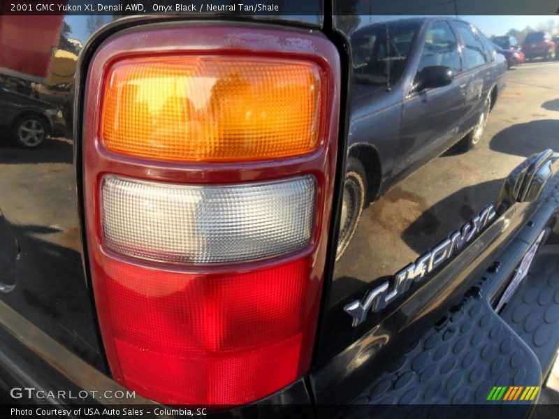 Onyx Black / Neutral Tan/Shale 2001 GMC Yukon XL Denali AWD