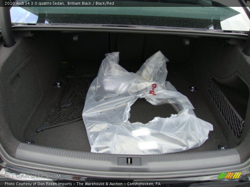  2010 S4 3.0 quattro Sedan Trunk