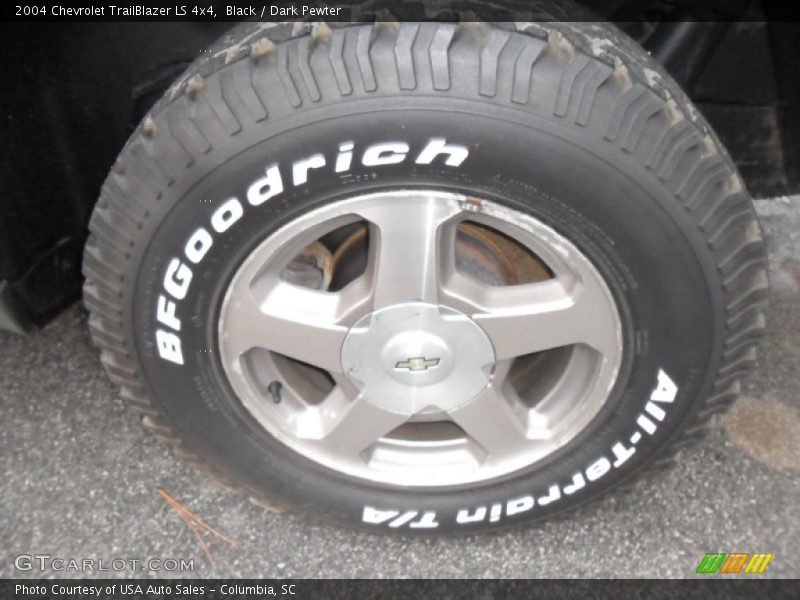 Black / Dark Pewter 2004 Chevrolet TrailBlazer LS 4x4