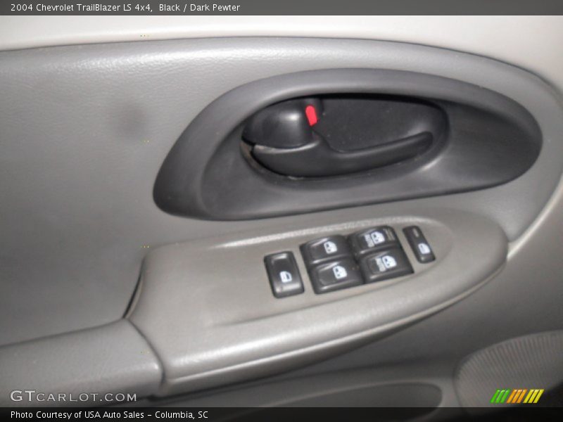 Black / Dark Pewter 2004 Chevrolet TrailBlazer LS 4x4
