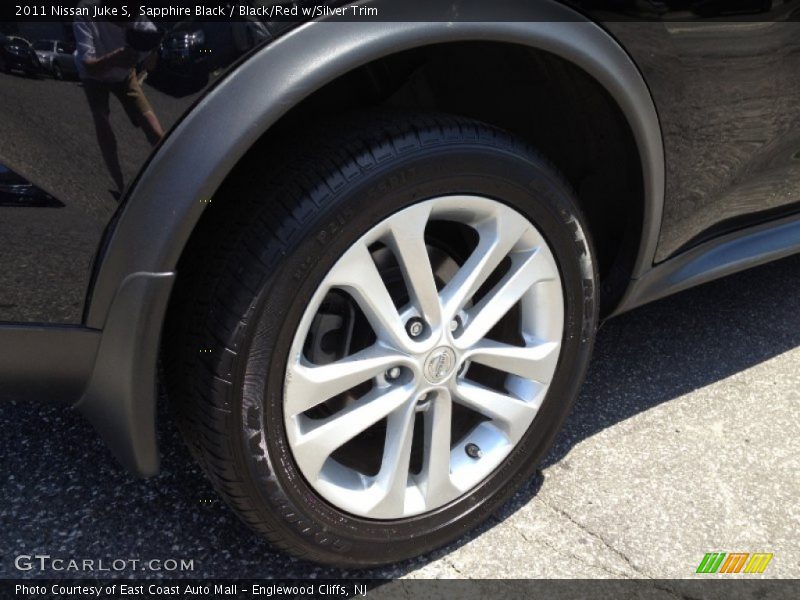 Sapphire Black / Black/Red w/Silver Trim 2011 Nissan Juke S