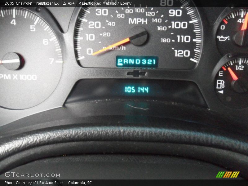 Majestic Red Metallic / Ebony 2005 Chevrolet TrailBlazer EXT LS 4x4