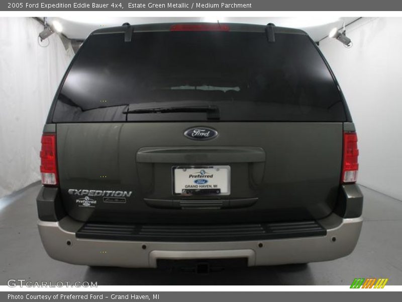 Estate Green Metallic / Medium Parchment 2005 Ford Expedition Eddie Bauer 4x4