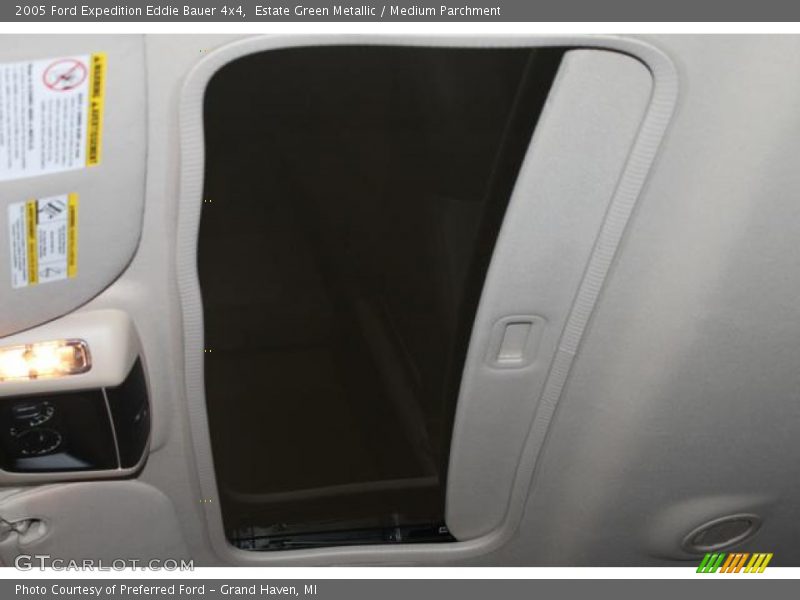 Estate Green Metallic / Medium Parchment 2005 Ford Expedition Eddie Bauer 4x4