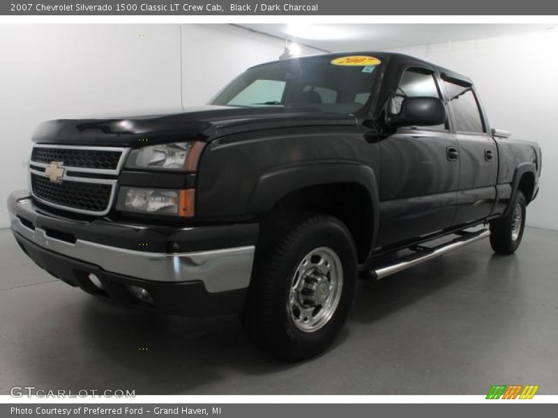 Black / Dark Charcoal 2007 Chevrolet Silverado 1500 Classic LT Crew Cab