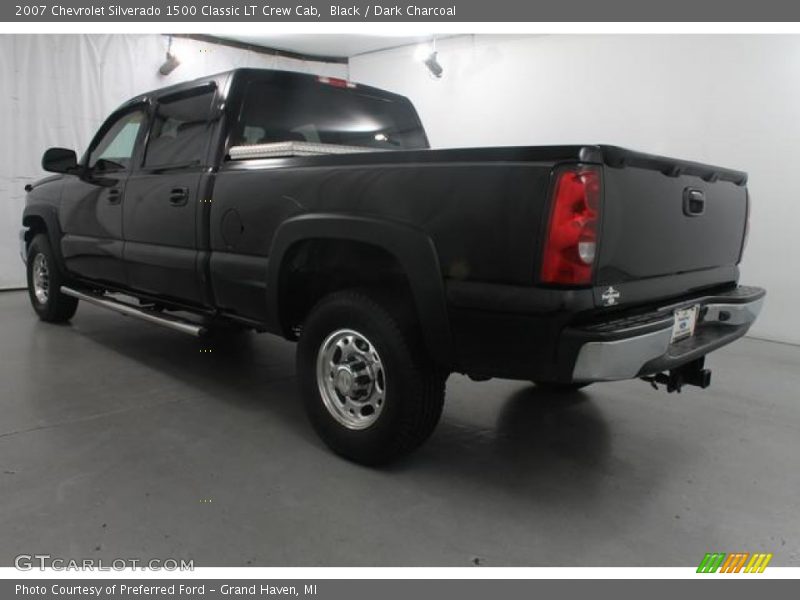 Black / Dark Charcoal 2007 Chevrolet Silverado 1500 Classic LT Crew Cab