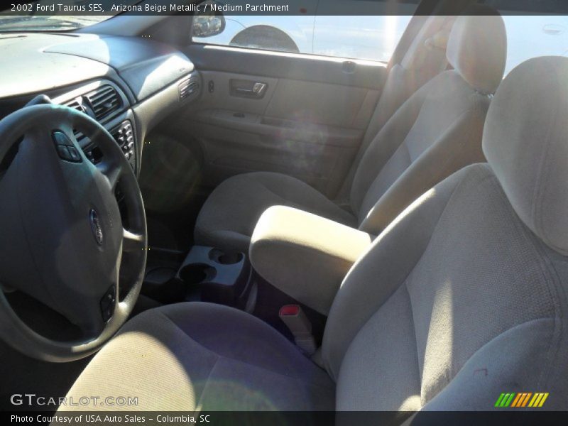 Arizona Beige Metallic / Medium Parchment 2002 Ford Taurus SES