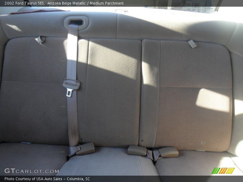 Arizona Beige Metallic / Medium Parchment 2002 Ford Taurus SES