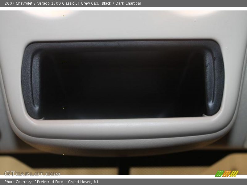 Black / Dark Charcoal 2007 Chevrolet Silverado 1500 Classic LT Crew Cab