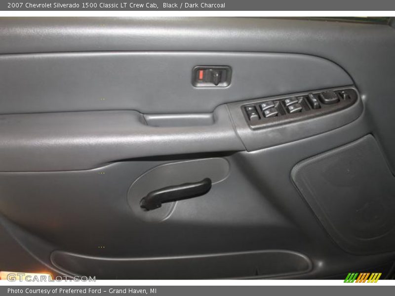 Black / Dark Charcoal 2007 Chevrolet Silverado 1500 Classic LT Crew Cab