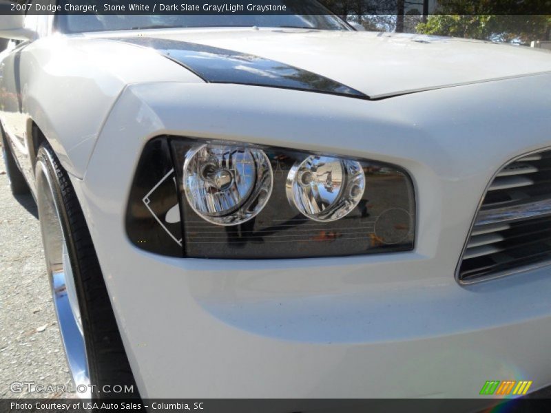 Stone White / Dark Slate Gray/Light Graystone 2007 Dodge Charger