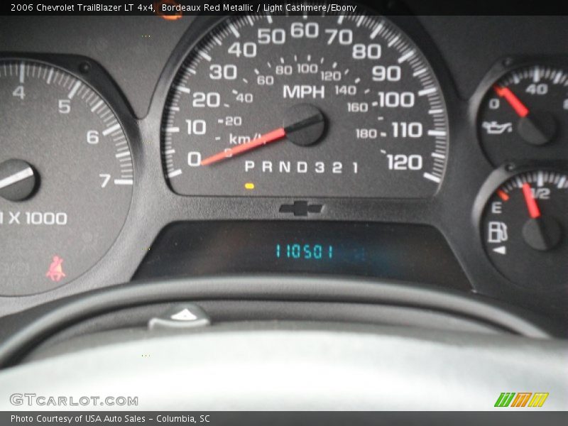 Bordeaux Red Metallic / Light Cashmere/Ebony 2006 Chevrolet TrailBlazer LT 4x4