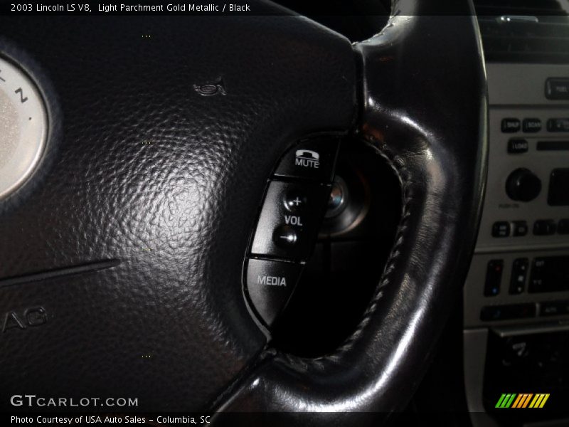 Light Parchment Gold Metallic / Black 2003 Lincoln LS V8
