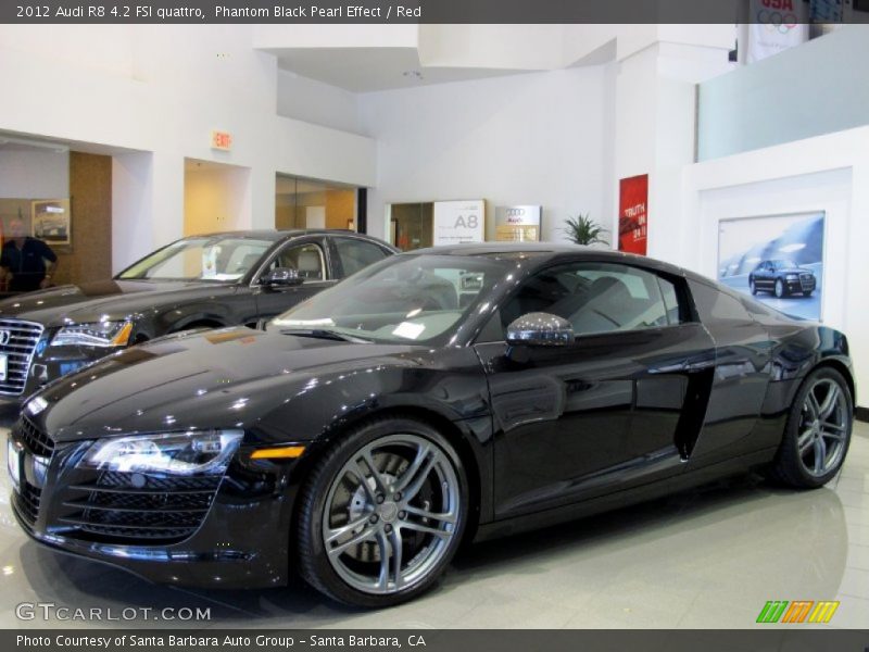 Front 3/4 View of 2012 R8 4.2 FSI quattro