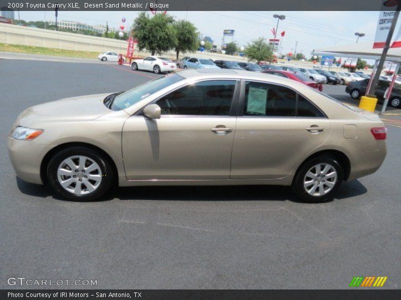 Desert Sand Metallic / Bisque 2009 Toyota Camry XLE