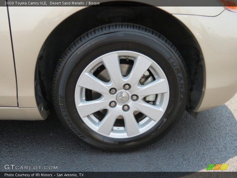 Desert Sand Metallic / Bisque 2009 Toyota Camry XLE