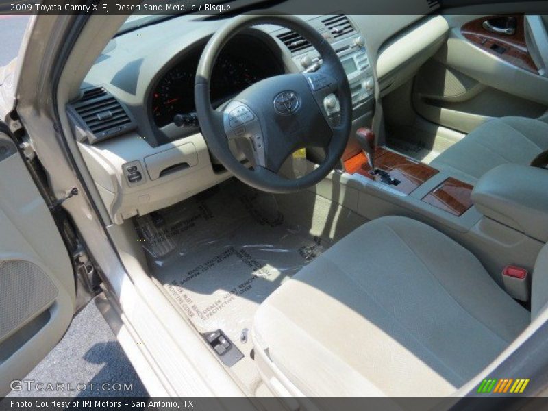 Desert Sand Metallic / Bisque 2009 Toyota Camry XLE
