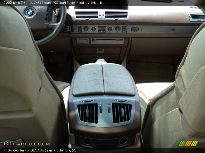 Kalahari Beige Metallic / Beige III 2002 BMW 7 Series 745i Sedan