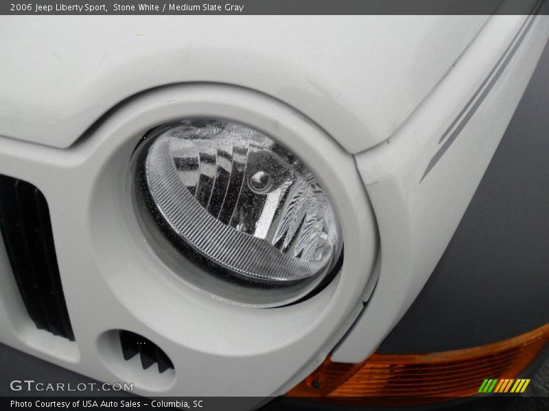 Stone White / Medium Slate Gray 2006 Jeep Liberty Sport