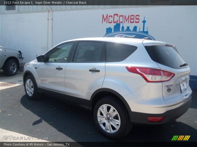 Ingot Silver Metallic / Charcoal Black 2013 Ford Escape S