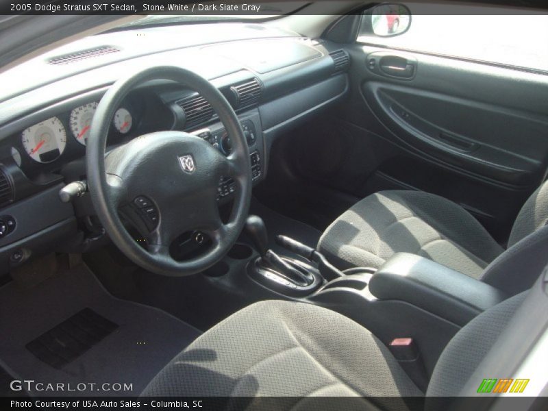 Stone White / Dark Slate Gray 2005 Dodge Stratus SXT Sedan