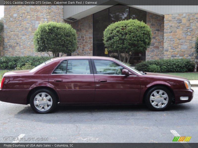 Cabernet Dark Red / Oatmeal 2001 Cadillac DeVille DTS Sedan