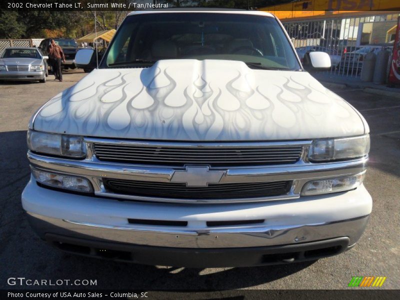 Summit White / Tan/Neutral 2002 Chevrolet Tahoe LT