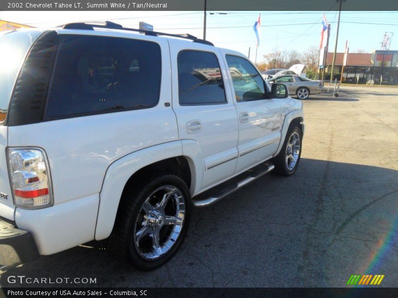 Summit White / Tan/Neutral 2002 Chevrolet Tahoe LT