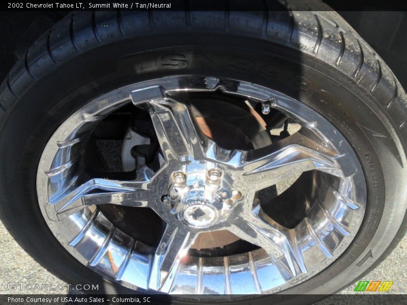 Summit White / Tan/Neutral 2002 Chevrolet Tahoe LT