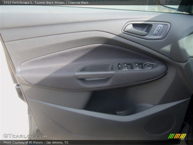 Tuxedo Black Metallic / Charcoal Black 2013 Ford Escape S