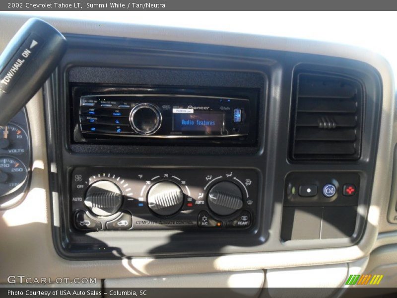 Summit White / Tan/Neutral 2002 Chevrolet Tahoe LT