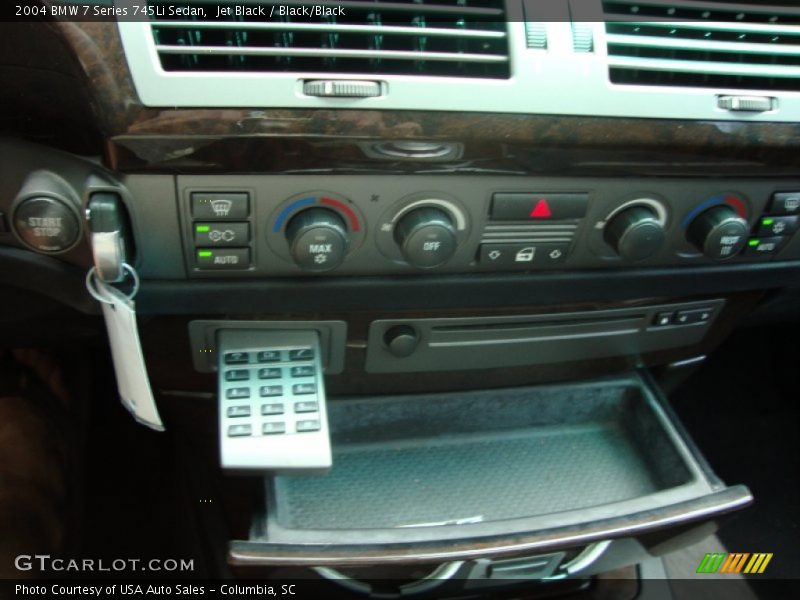 Jet Black / Black/Black 2004 BMW 7 Series 745Li Sedan
