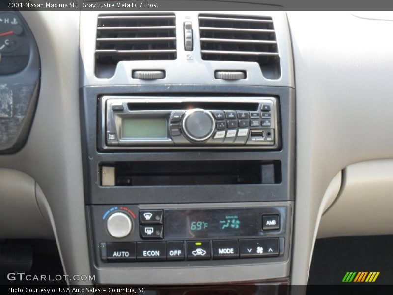 Gray Lustre Metallic / Frost 2001 Nissan Maxima SE