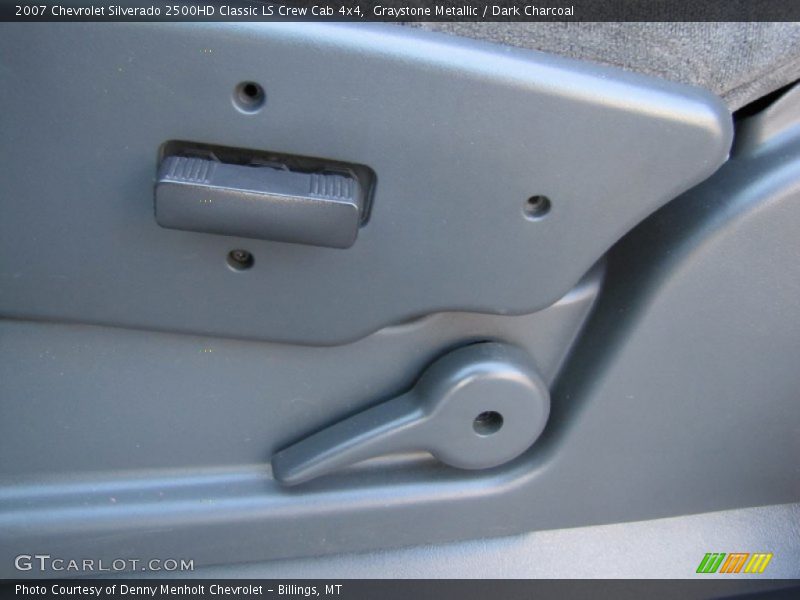 Graystone Metallic / Dark Charcoal 2007 Chevrolet Silverado 2500HD Classic LS Crew Cab 4x4
