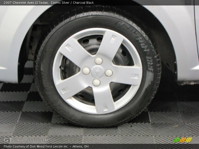 Cosmic Silver / Charcoal Black 2007 Chevrolet Aveo LS Sedan