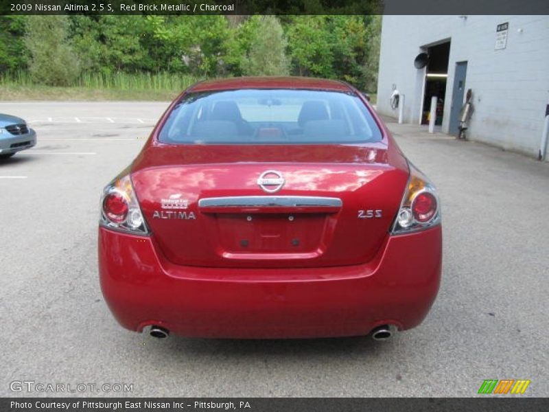 Red Brick Metallic / Charcoal 2009 Nissan Altima 2.5 S