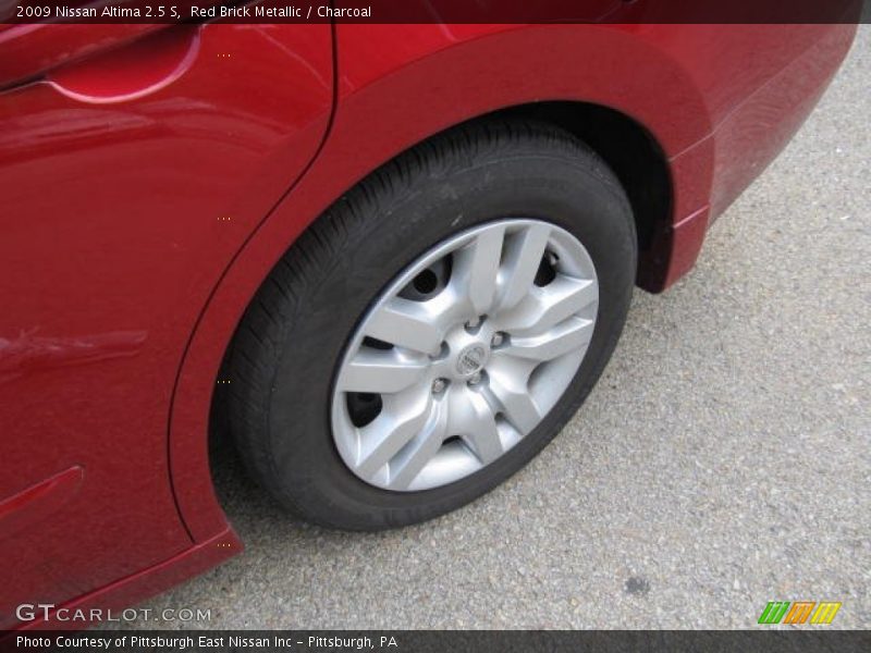 Red Brick Metallic / Charcoal 2009 Nissan Altima 2.5 S