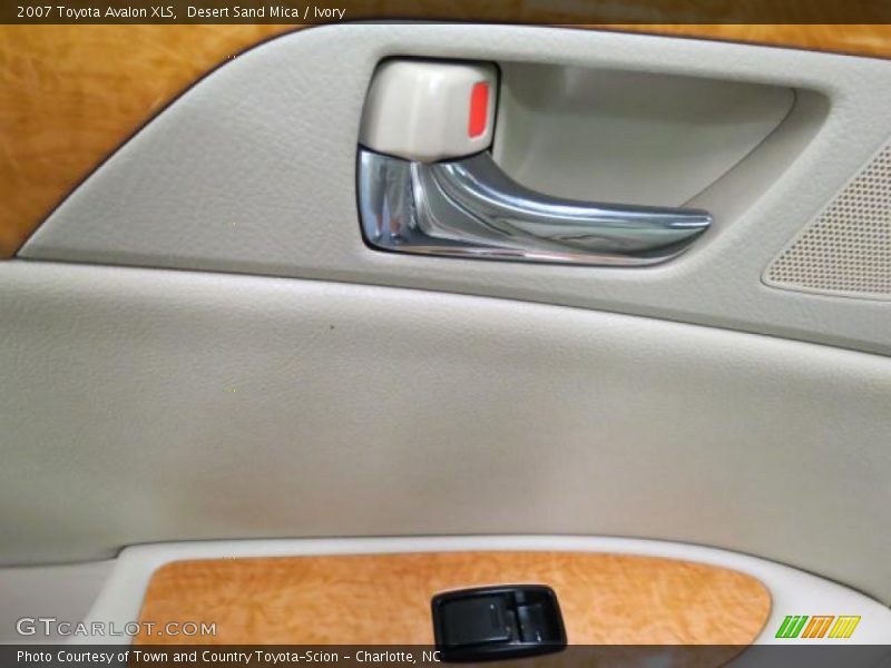 Desert Sand Mica / Ivory 2007 Toyota Avalon XLS