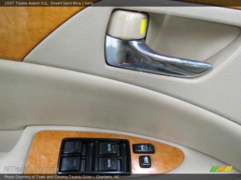 Desert Sand Mica / Ivory 2007 Toyota Avalon XLS