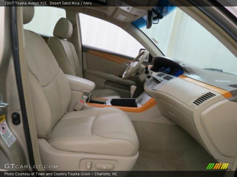 Desert Sand Mica / Ivory 2007 Toyota Avalon XLS