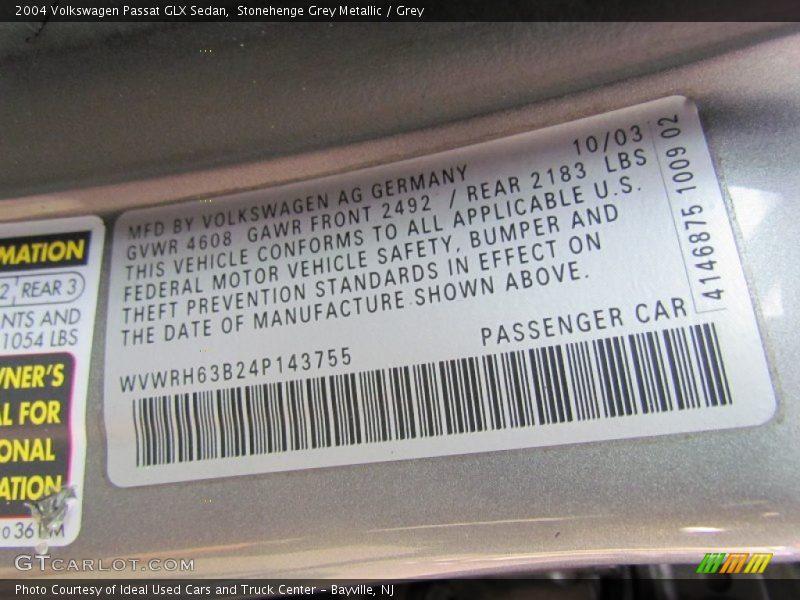 Stonehenge Grey Metallic / Grey 2004 Volkswagen Passat GLX Sedan