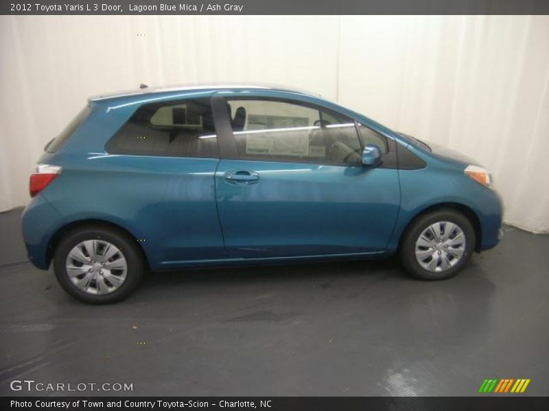 2012 Yaris L 3 Door Lagoon Blue Mica