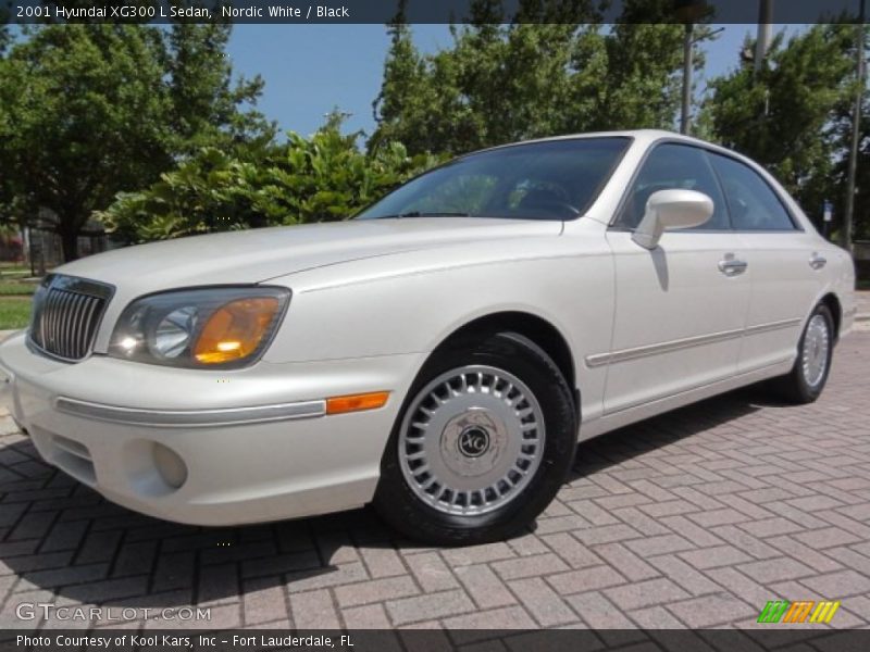 Nordic White / Black 2001 Hyundai XG300 L Sedan