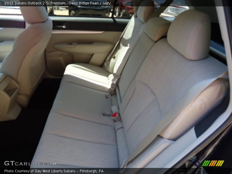 Deep Indigo Pearl / Ivory 2013 Subaru Outback 2.5i Premium