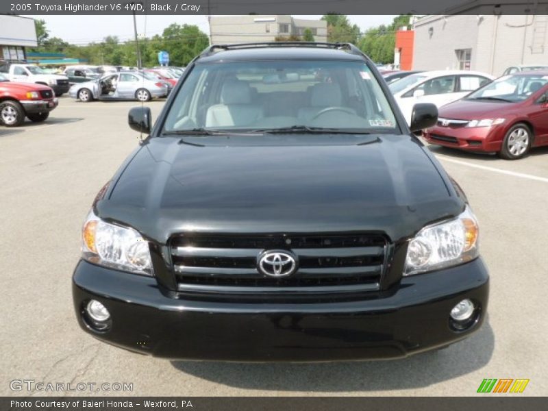 Black / Gray 2005 Toyota Highlander V6 4WD