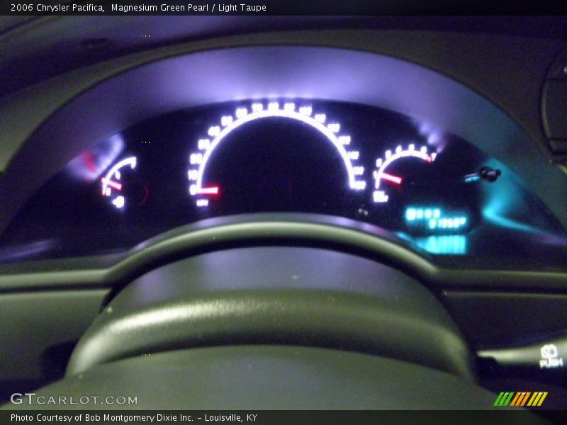 Magnesium Green Pearl / Light Taupe 2006 Chrysler Pacifica