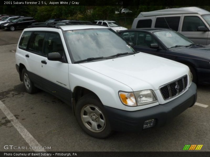 Aspen White / Gray 2001 Subaru Forester 2.5 L