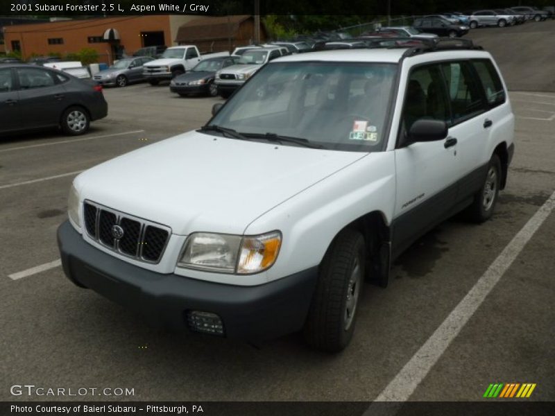 Aspen White / Gray 2001 Subaru Forester 2.5 L