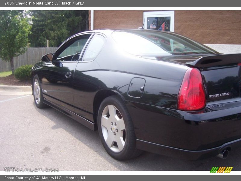 Black / Gray 2006 Chevrolet Monte Carlo SS